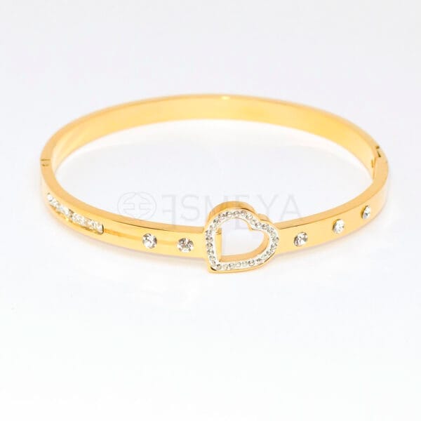 dreamy-studded-heart-bracelet-3-18k-gold-plated-waterproo