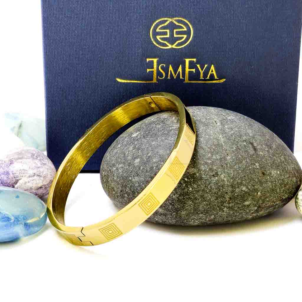 hypnosis-golden-square-print-3-bracelet-18k-gold-plated-waterproof