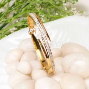 nail-it-hard-blingy-bracelet-1-18k-gold-plated-waterproof