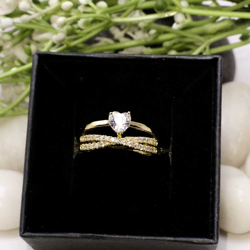 serene-heart-solitair-ring-1-18k-gold-plated-waterproof