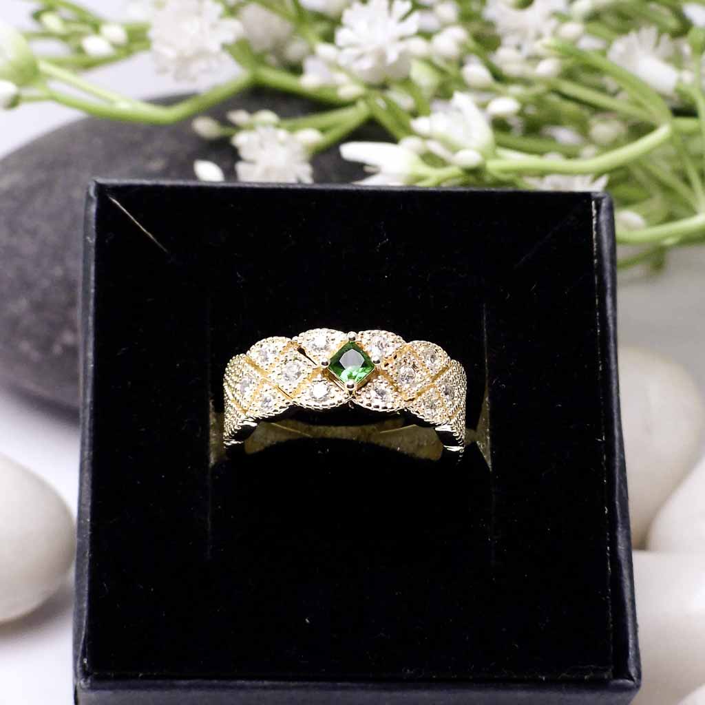 spring-green-gemstone-ring-1-18k-gold-plated-waterproof