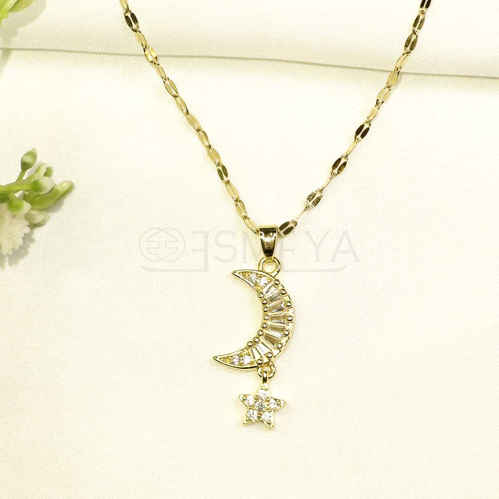 stella-crescent-moon-necklace-18k-gold-plated-waterproof