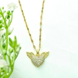 divine-heart-18k-gold-plated-necklace-waterproof-1