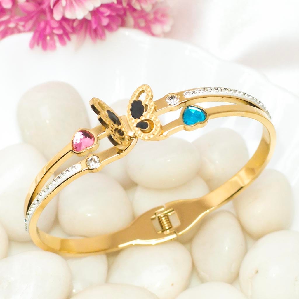 dramaqueen-3d-butterfly-heart-18k-gold-plated-bracelet-2-by-esmeya-waterproof