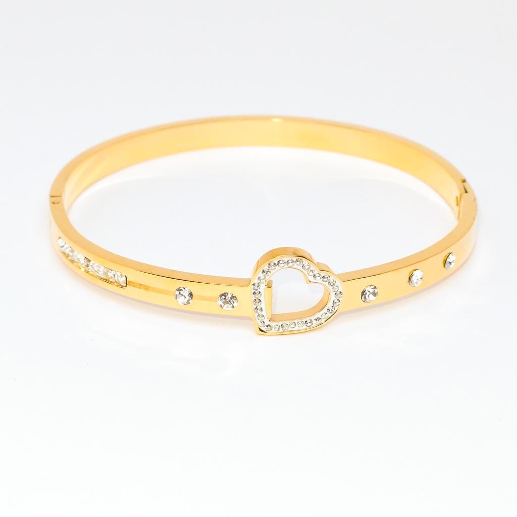 dreamy-studded-heart-18k-gold-plated-bracelet-by-esmeya-waterproof-1