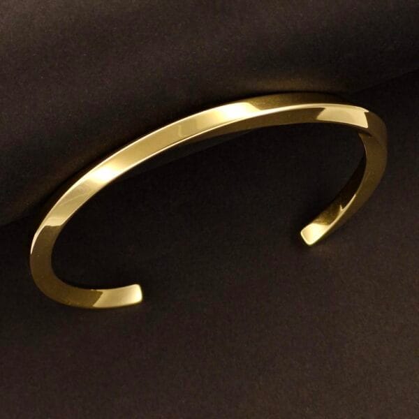 euro-twisted-18k-gold-plated-open-bracelet-for-men-2-by-esmeya