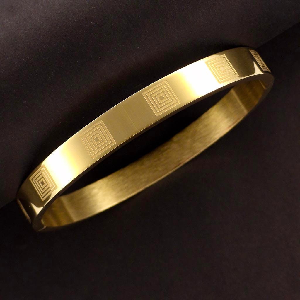 hypnosis-square-print-18k-gold-plated-bracelet-for-men-5-by-esmeya-waterproof