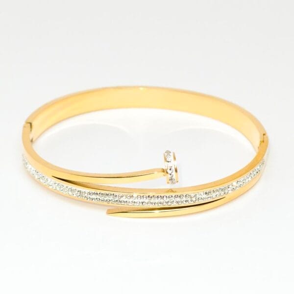 nail-it-hard-blingy-18k-gold-plated-waterproof-bracelet-by-esmeya-1