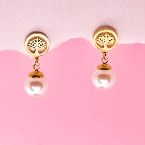 olive-pearl-drop-earrings-by-esmeya-18k-gold-plated-waterproof-2