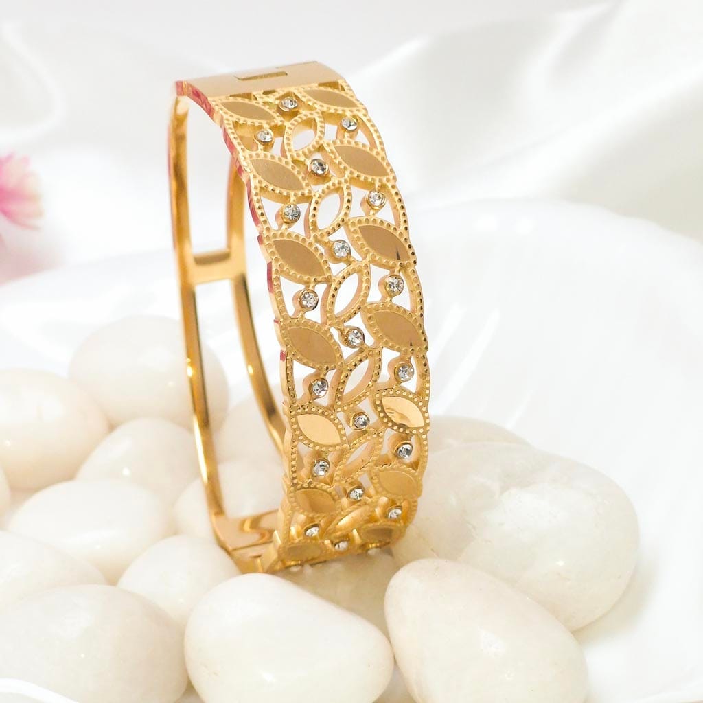 spring-leaves-18k-gold-plated-studded-bracelet-1-by-esmeya-waterproof