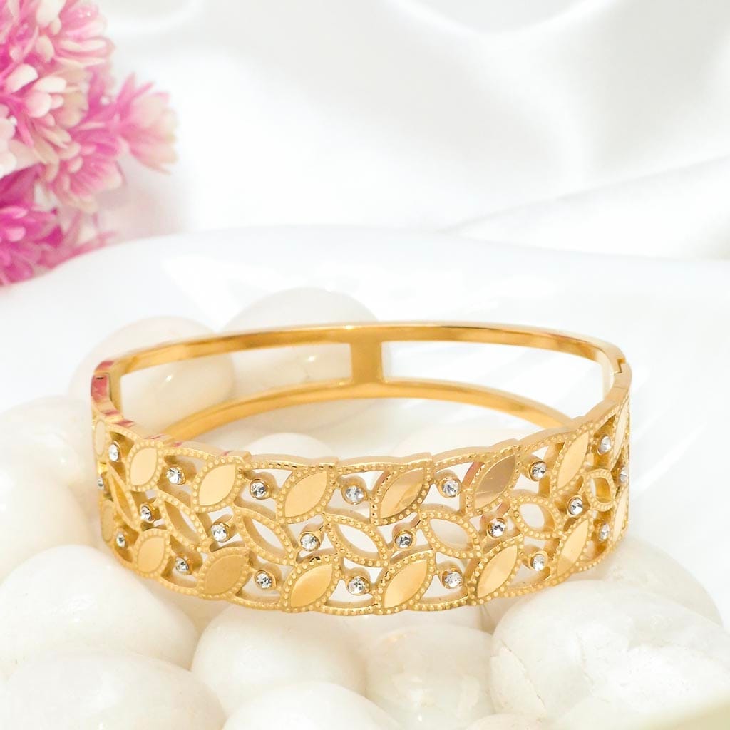 spring-leaves-18k-gold-plated-studded-bracelet-2-by-esmeya-waterproof