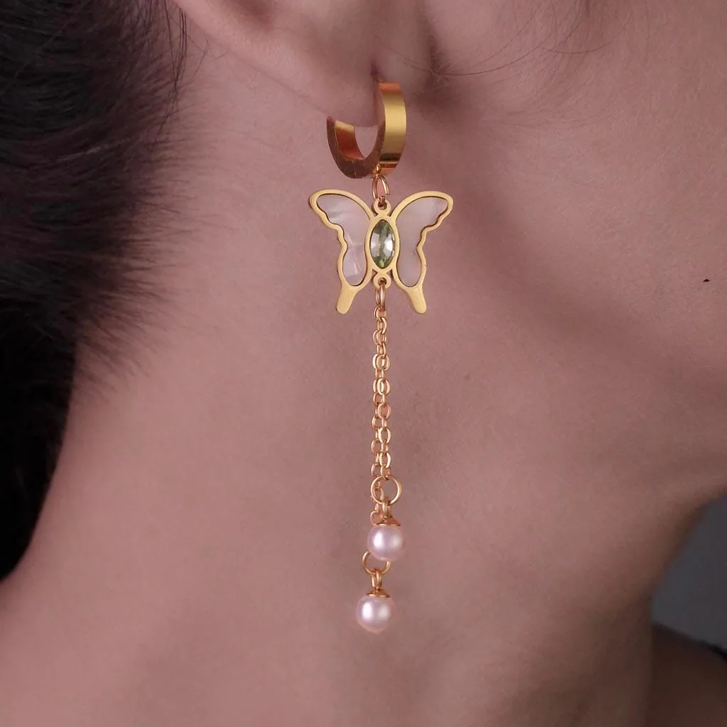 kiro-butterfly-gold-plated-pearl-earrings-f-1-waterproof