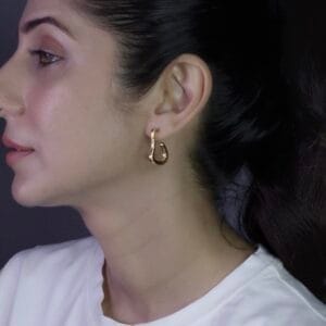 twist-me-gold-plated-hoops-f-1-waterproof